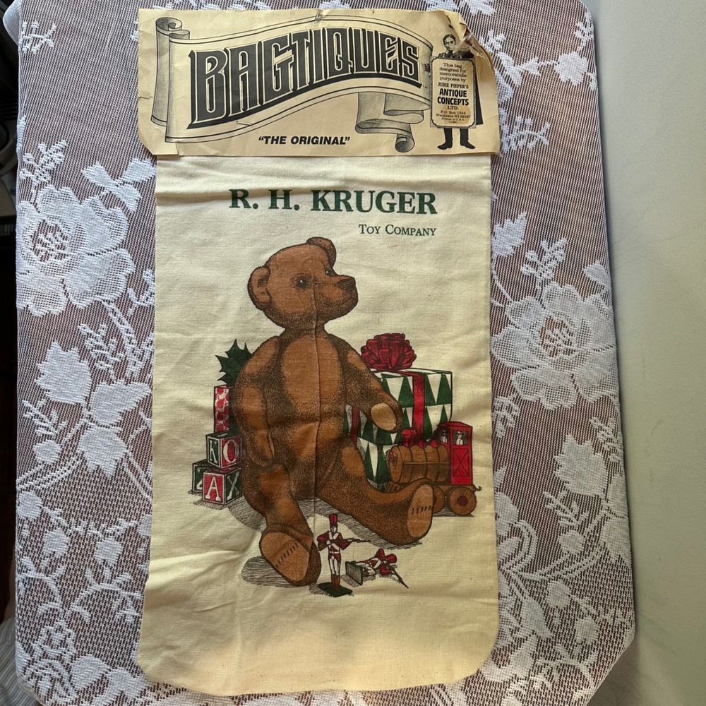 Vintage‎ Bagtiques R. H. Kruger Toy Company Bag Judie Pieper 1981 Christmas Wrap